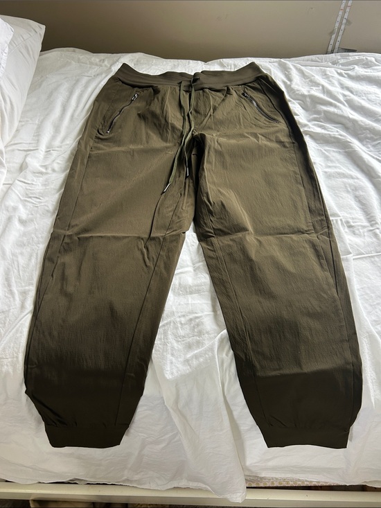 HALARA Pants - HALARA Olive Green Drawstring Jogger Sweatpants
